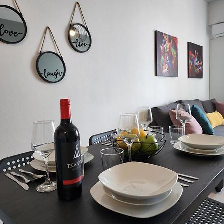 Kay'S City & Seaview One Bedroom Apartment Larnaca Exterior photo