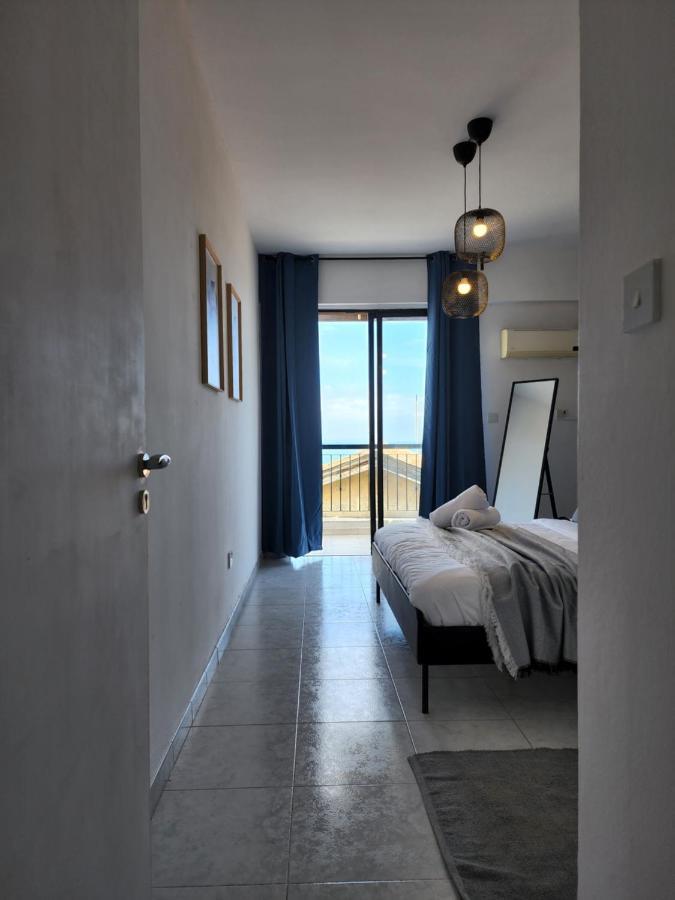 Kay'S City & Seaview One Bedroom Apartment Larnaca Exterior photo