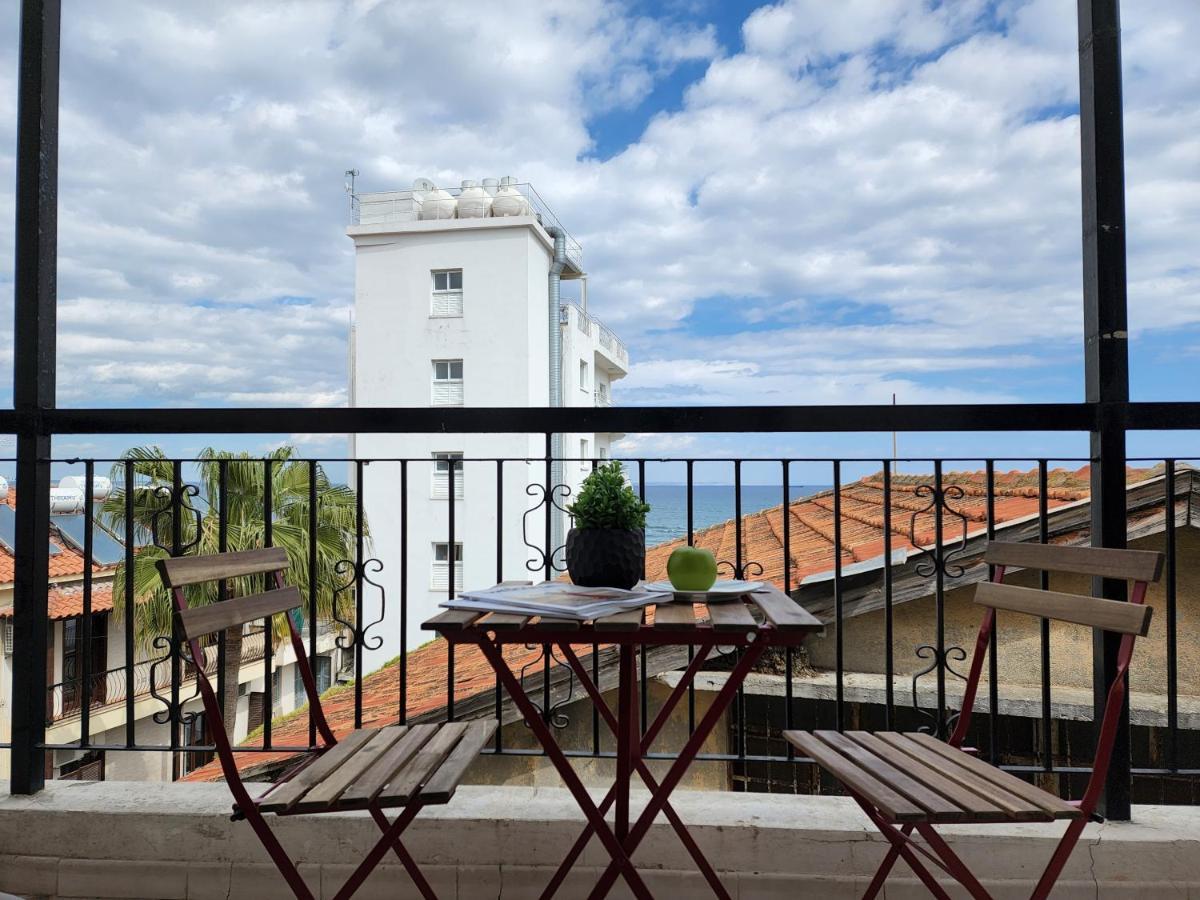 Kay'S City & Seaview One Bedroom Apartment Larnaca Exterior photo